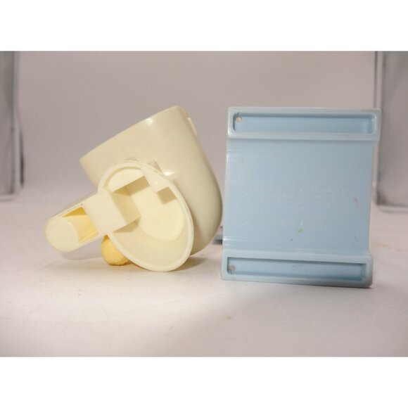 Fisher Price Loving Family Dollhouse Bathroom Lot Toilet and Vanity Sink 2002 - Picture 11 of 11